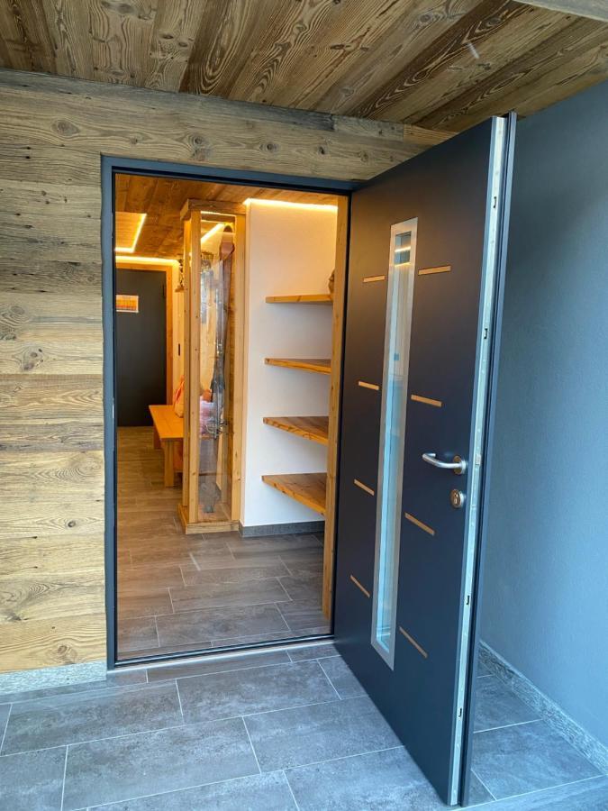 Pension Und Apartment Edelweiss Хайлигенблут Екстериор снимка